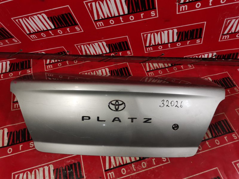 Крышка багажника Toyota Platz NCP12 1NZ-FE 1999 задняя серебро (б/у)