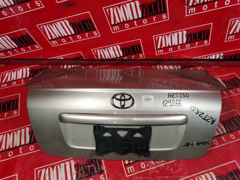 Крышка багажника Toyota Avensis AZT250 1AZ-FSE 2002 задняя серебро (б/у)