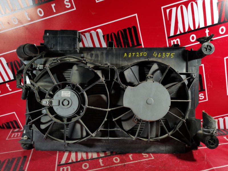 Радиатор двигателя Toyota Avensis AZT250 1AZ-FSE 2002 (б/у)