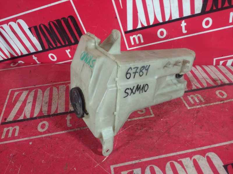 Бачок омывателя Toyota Ipsum SXM10G 1996 (б/у)