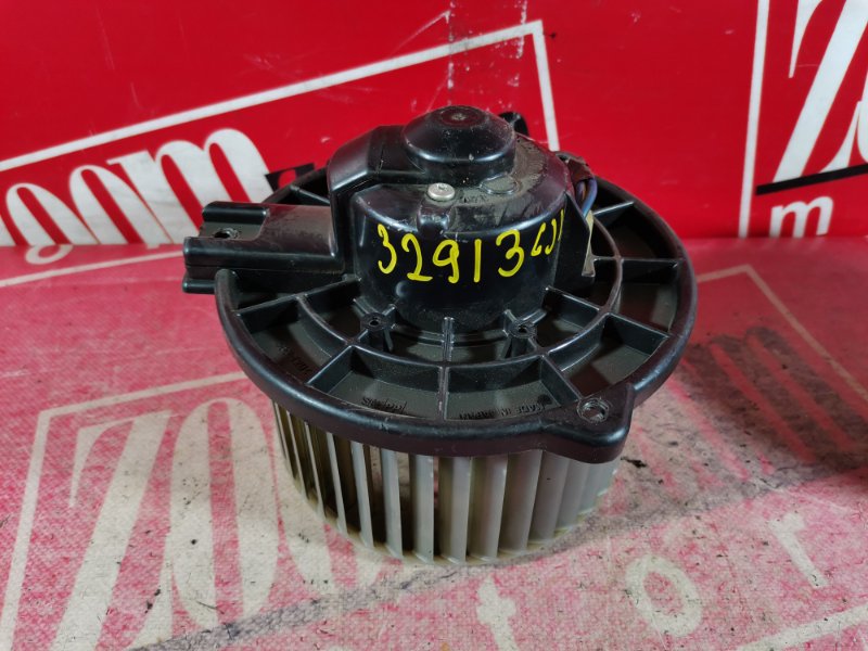 Вентилятор (мотор отопителя) Honda Airwave GJ1 L15A 2005 передний (б/у)