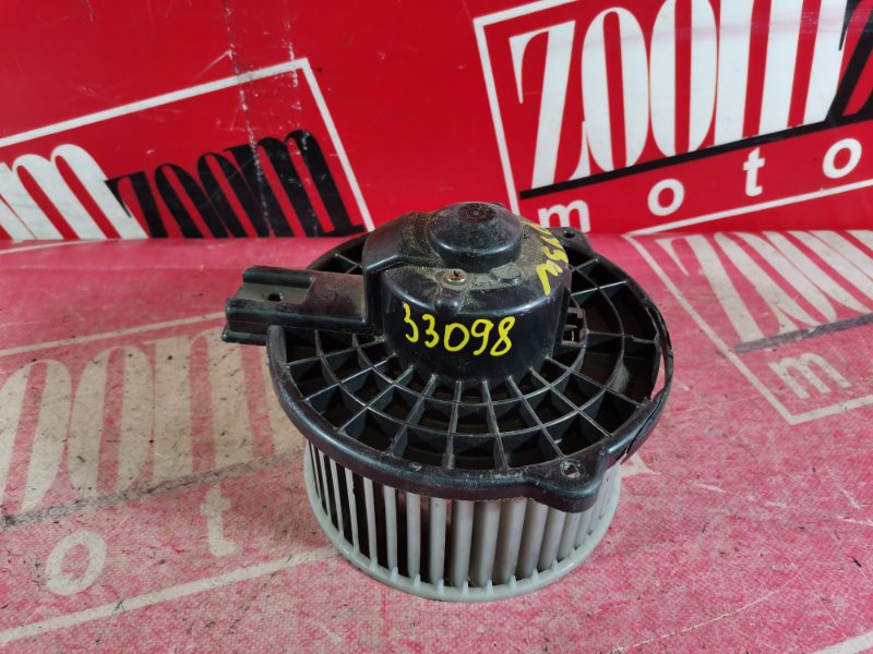 Вентилятор (мотор отопителя) Mazda Demio DY3W ZJ-VE 2002 передний (б/у)