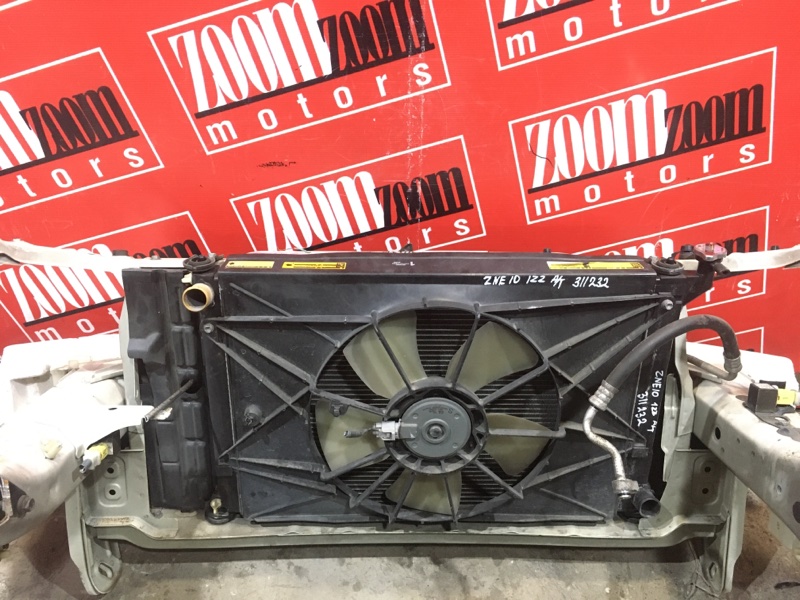 Радиатор двигателя Toyota Wish ZNE10 1ZZ-FE 2003 передний (б/у)