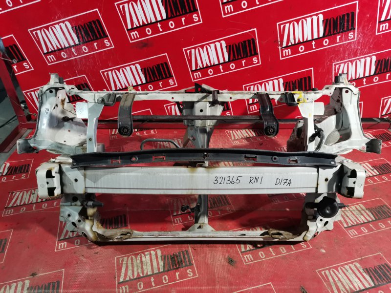 Рамка радиатора Honda Stream RN1 D17A 2000 передняя белый (б/у)