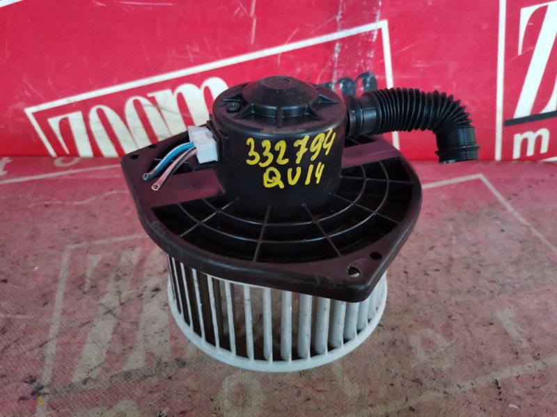 Вентилятор (мотор отопителя) Nissan Bluebird EU14 QG15DE 1997