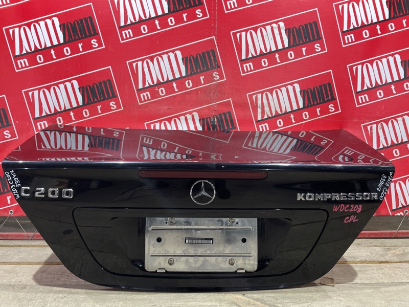Крышка багажника Mercedes Benz C200 Kompressor W203 271.940 2004 задняя чёрный