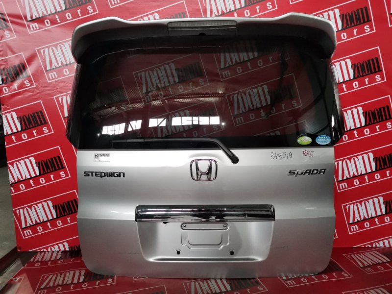 Дверь задняя багажника Honda Stepwgn RK5 R20A 2009 задняя серебро (б/у)