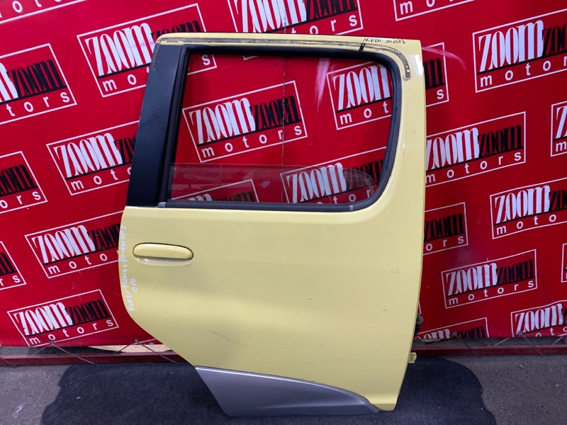 Дверь боковая Toyota Funcargo NCP20 2NZ-FE 1999 задняя правая желтый (б/у)