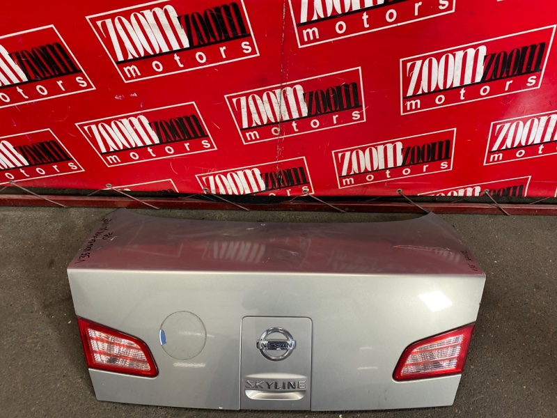 Крышка багажника Nissan Skyline V35 VQ25DD 2001 серебро (б/у)