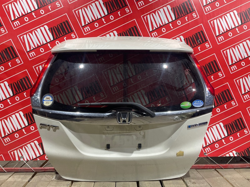 Дверь задняя багажника Honda Fit GP5 LEB 2013 задняя белый 16-95 (б/у)