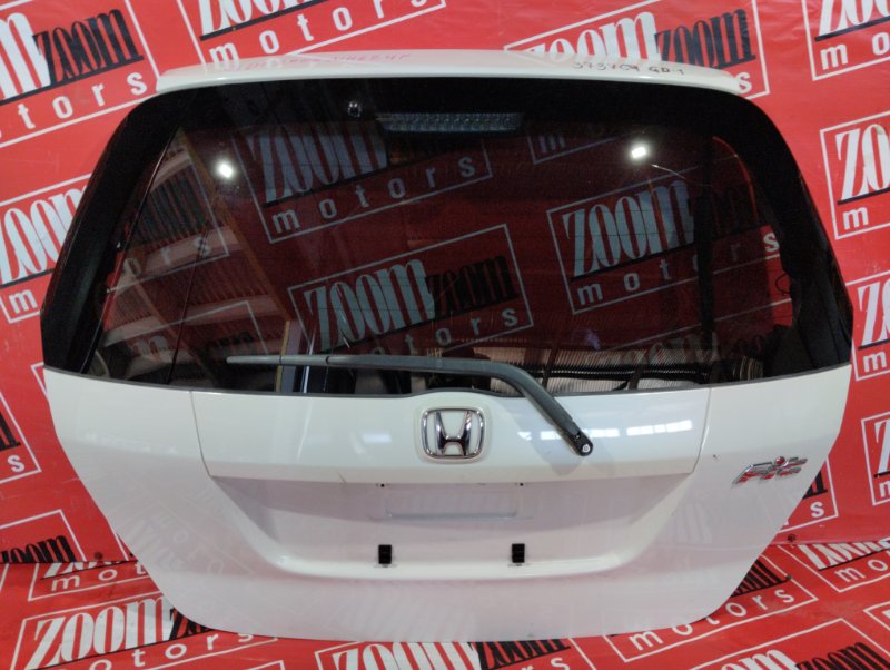 Дверь задняя багажника Honda Fit GD1 L13A 2004 задняя белый перламутр (б/у)