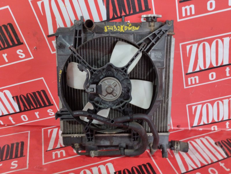 Радиатор двигателя Mazda Demio DW3W B3E 1998 (б/у)