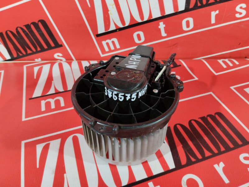 Вентилятор (мотор отопителя) Toyota Prius NHW10 1NZ-FXE (б/у)
