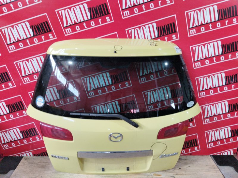 Дверь задняя багажника Mazda Demio DY3W ZJ-VE 2002 задняя желтый (б/у)