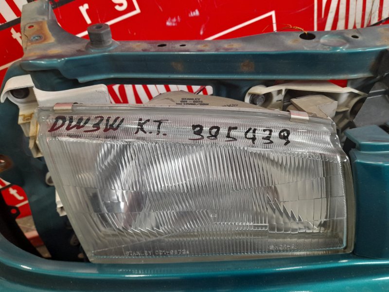 Фара Mazda Demio DW3W B3-ME 1996 001-6872 (б/у)
