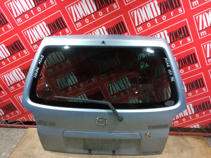 Дверь задняя багажника Mazda Demio DW3W B3-E 1999 задняя голубой (б/у)