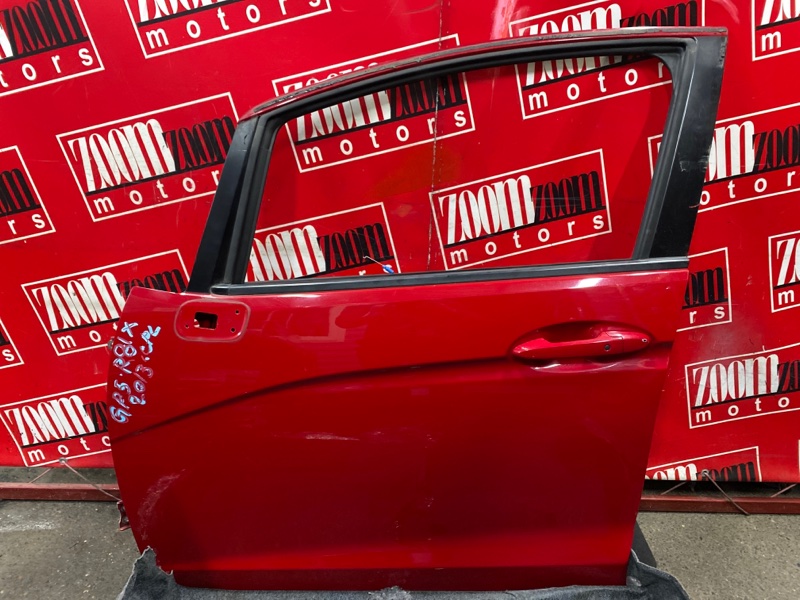 Дверь боковая Honda Fit GP5 LEB 2013 передняя левая красный (б/у)