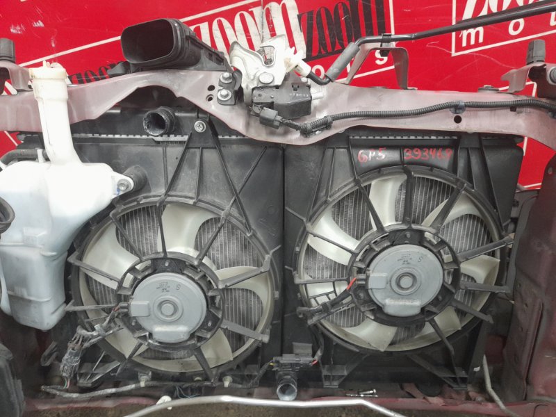 Радиатор двигателя Honda Fit GP5 LEB 2013 (б/у)