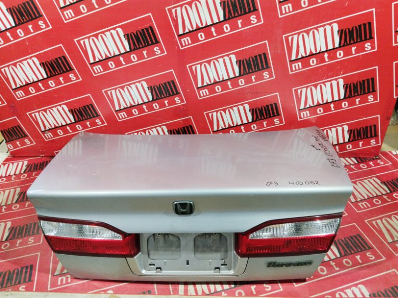 Крышка багажника Honda Torneo CF3 F18B 2000 задняя серебро (б/у)