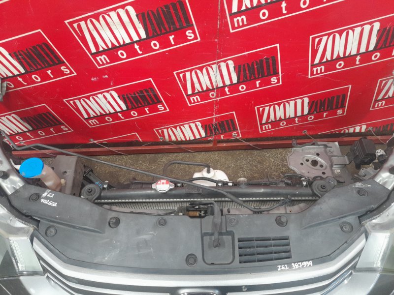 Накладка на решетку радиатора Honda Insight ZE2 LDA 2009 (б/у)