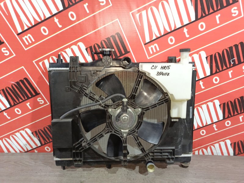 Радиатор двигателя Nissan Tiida C11 HR15DE 2004 передний (б/у)