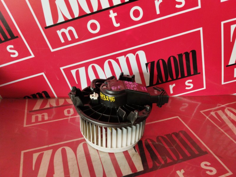 Вентилятор (мотор отопителя) Honda Fit GK3 L13B 2013 (б/у)