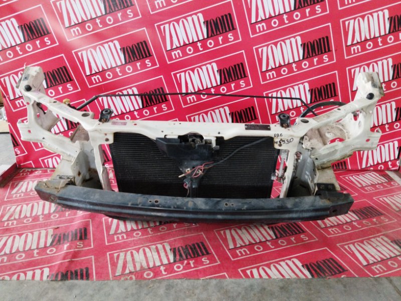 Рамка радиатора Honda Odyssey RA6 F23A 2001 передняя белый перламутр (б/у)