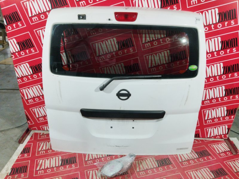 Дверь задняя багажника Nissan Nv200 VM20 HR16DE 2012 серебро (б/у)