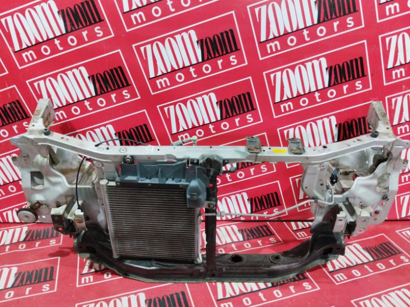 Рамка радиатора Mazda Demio DW3W 2000 серебро (б/у)