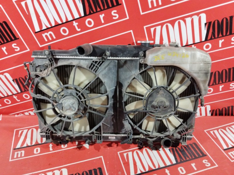 Радиатор двигателя Honda Integra DC5 K20A 2001 (б/у)