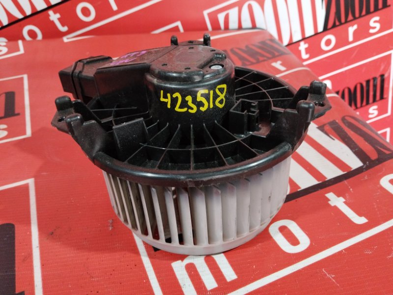 Вентилятор (мотор отопителя) Honda Freed Spike GP3 LEA 2006 (б/у)