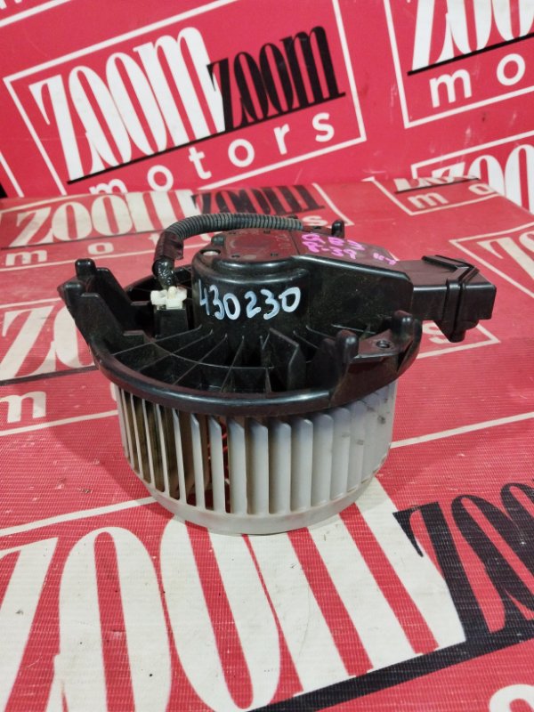 Вентилятор (мотор отопителя) Honda Freed Spike GB3 L15A 2010 (б/у)
