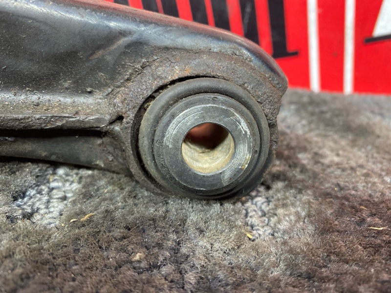 Рычаг подвески нижний задний левый E-CLASS 2002-2006 W211 M 112 E 26