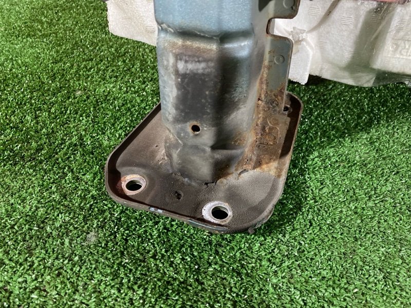 Усилитель бампера передний OUTLANDER 2005-2012 CW5W 4B12