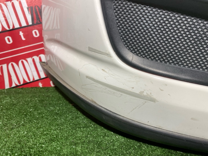 Бампер передний TOYOTA AVENSIS AZT250 1AZ-FSE