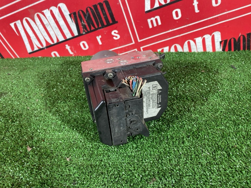 Блок ABS (Модулятор ABS) AVENSIS 2002-2010 AZT250 1AZ-FSE