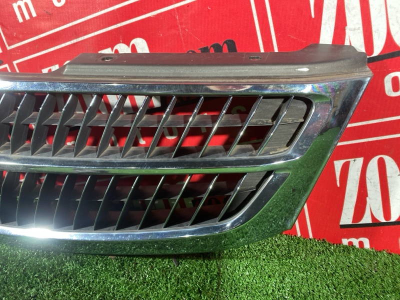 Решетка радиатора PRESAGE 1998-2003 HU30 VQ30DE