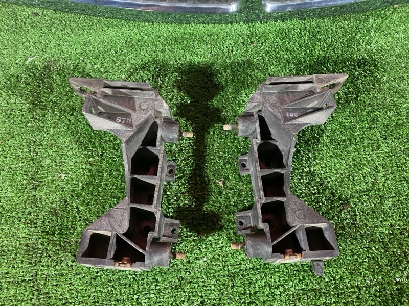 Решетка радиатора PRESAGE 1998-2003 HU30 VQ30DE