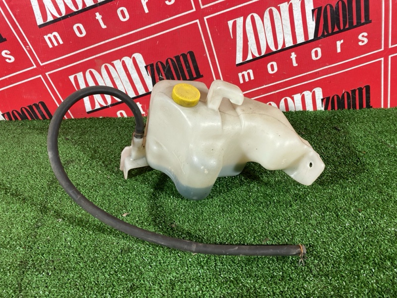 Бачок расширительный PRESAGE 1998-2003 HU30 VQ30DE