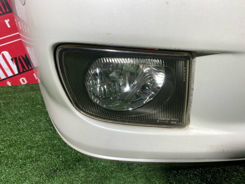 Бампер передний NISSAN PRESAGE HU30 VQ30DE