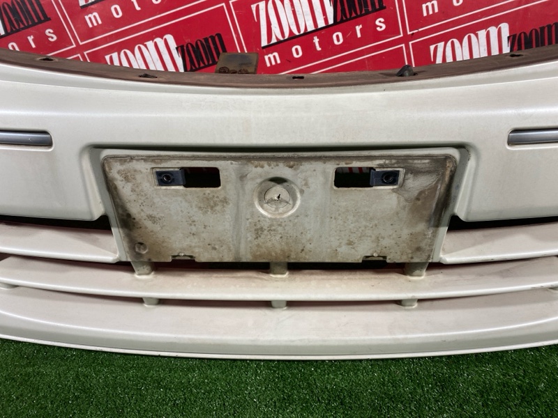 Бампер передний PRESAGE 1998-2003 HU30 VQ30DE