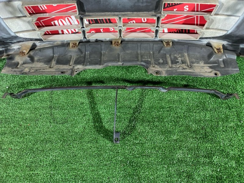 Бампер передний PRESAGE 1998-2003 HU30 VQ30DE