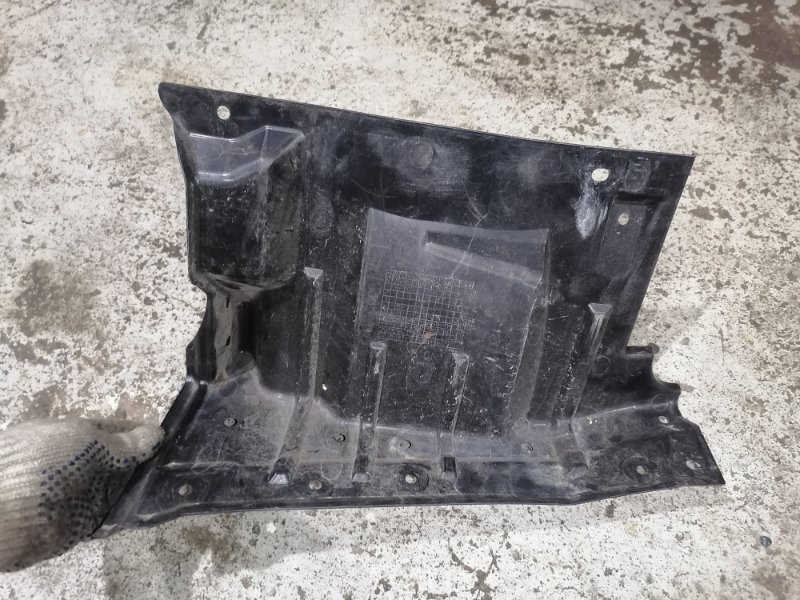 Защита двигателя Mitsubishi OUTLANDER CW5W 4B12 5379A037 контрактная