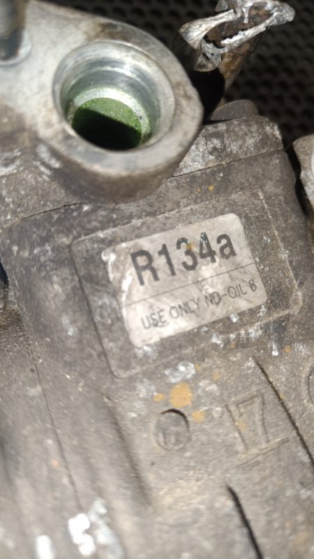 Компрессор кондиционера Sorento 2008 BL D4CB