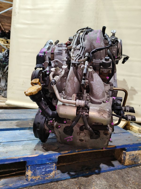 Двигатель SUBARU Legacy BP5 EJ203