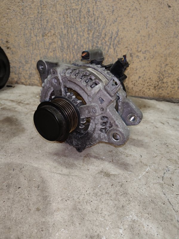 Запчасть генератор TOYOTA Corolla 2008 150 1ZRFE 2706037010 контрактная Генератор TOYOTA Corolla 2008 150 1ZRFE 2706037010 контрактная
