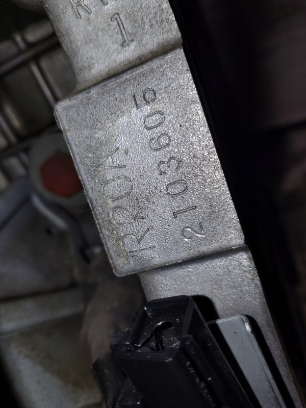 Двигатель CR-V RE5 R20A