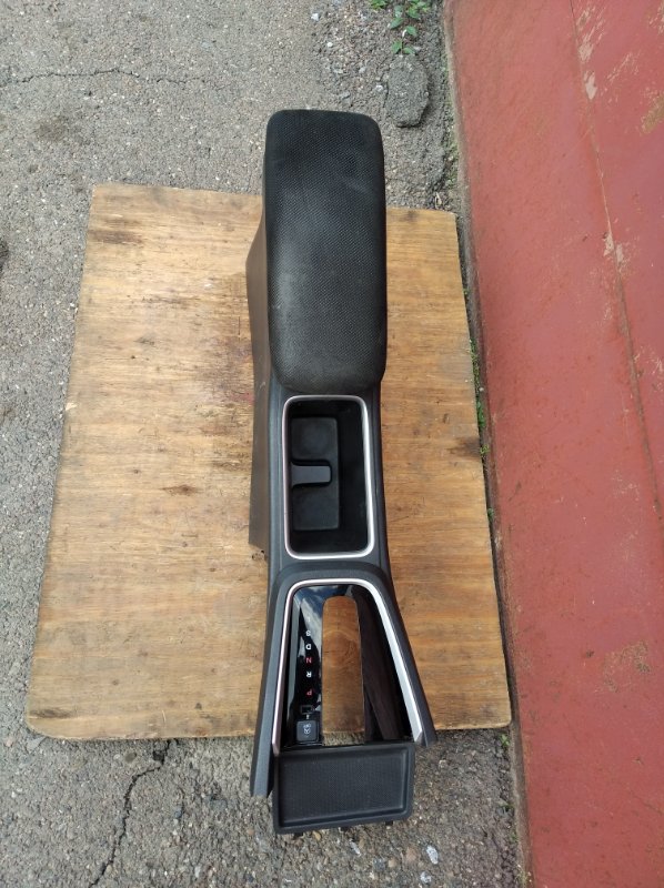 Бардачок HONDA SHUTTLE GK8 L15B 2016 (б/у)