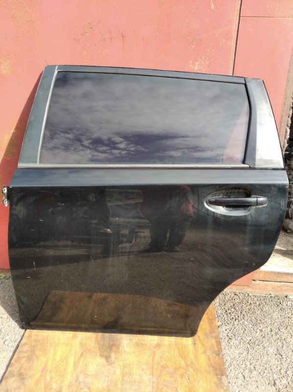 Дверь задняя багажника TOYOTA WiSH ZGE20 2ZR-FAE 2010 задняя левая (б/у)