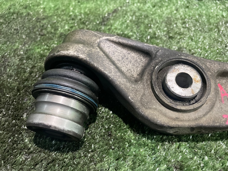 Рычаг нижний передний левый AUDI Q5 8R CAHA